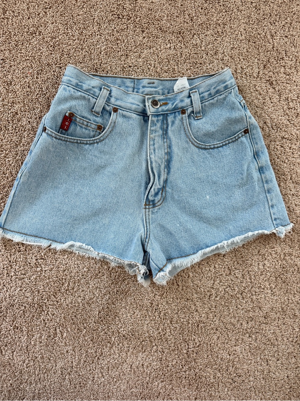 lei Light Blue Denim Shorts with Bee & Floral Embroidery - Picture 5 of 8